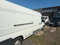 Gebraucht Peugeot Boxer 101 PS (74 kW) 2011 Weiß Van