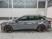 Neu Cupra Leon 150 PS (110 kW) 2026 Grau r6r6 Kombi