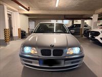 Gebraucht BMW 325 192 PS (141 kW) 2001 Silber Limousine
