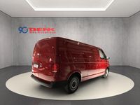Gebraucht VW T6.1 150 PS (110 kW) 2020 Rot Van