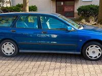 Gebraucht Volvo V40 1998 Blau Kombi
