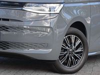 Second-hand VW Multivan Life 150 CP (110 kW) 2022 Gri Monovolum