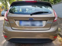 Gebraucht Ford Fiesta 101 PS (74 kW) 2013 Gold Kleinwagen