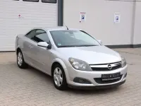 Gebraucht Opel Astra Edition 140 PS (102 kW) 2007 Starsilber iii m2 Cabrio
