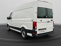 Gebraucht VW Crafter 103 PS (75 kW) 2024 Weiß Van