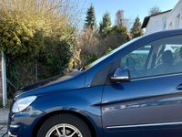 Gebraucht Mercedes B180 116 PS (85 kW) 2010 Blau Van / Kleinbus