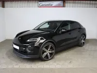 Gebraucht Porsche Macan 4 Electric Chrono 300 kW (408 PS) 2026 Schwarz SUV
