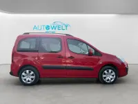 Gebraucht Peugeot Partner Tepee 110 PS (80 kW) 2017 Rot Van / Kleinbus