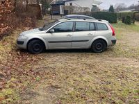Gebraucht Renault Mégane GrandTour 115 PS (84 kW) 2004 Grau Kombi