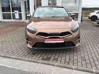Gebraucht Kia Ceed 160 PS (117 kW) 2022 Bronze metallic Kleinwagen