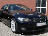 Gebraucht BMW 330 Cabriolet Sport Line 245 PS (180 kW) 2009 Schwarz Cabrio