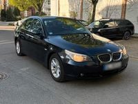 Second-hand BMW 525 177 CP (130 kW) 2006 Albastru Berlinǎ