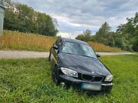 Gebraucht BMW 118 130 PS (95 kW) 2006 Schwarz Kleinwagen