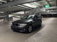 Gebraucht BMW 116 122 PS (89 kW) 2005 Grau Kleinwagen