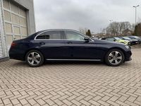 Gebraucht Mercedes E300 245 PS (180 kW) 2019 Blau Limousine