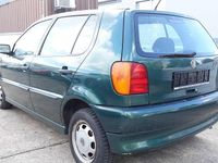 Gebraucht VW Polo 60 PS (44 kW) 1999 Grün Limousine