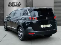 Gebraucht Peugeot 5008 Allure 131 PS (96 kW) 2023 Lackierung schwarz perla nera/ SUV