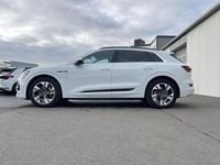 Gebraucht Audi e-tron S-Line 300 kW (408 PS) 2022 Weiß SUV