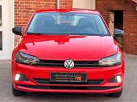 Gebraucht VW Polo Trendline 65 PS (47 kW) 2018 Rot Kleinwagen