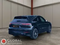 Second-hand Porsche Cayenne Platinum Edition 340 CP (250 kW) 2022 Negru SUV