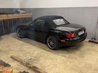 Second-hand Mazda MX5 145 CP (106 kW) 2004 Negru Cabrio