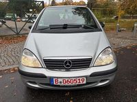 Usado Mercedes A140 Classic 82 HP (60 kW) 2003 Prateado Sedan