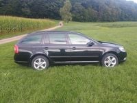 Gebraucht Skoda Octavia Family 140 PS (102 kW) 2012 Schwarz Kombi