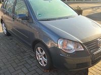 Gebraucht VW Polo 80 PS (58 kW) 2008 Grau Kleinwagen