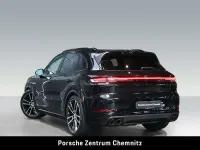 Gebraucht Porsche Cayenne 470 PS (345 kW) 2026 Schwarz SUV