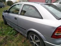 Second-hand Opel Astra 85 CP (62 kW) 2003 Argintiu Coupe