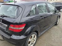Gebraucht Mercedes B200 136 PS (100 kW) 2007 Schwarz Van / Kleinbus
