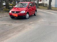 Usata VW Fox 75 CV (55 kW) 2006 Rosso Utilitaria