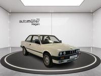 Gebraucht BMW 318 113 PS (83 kW) 1989 Weiß Coupé