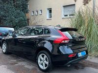 Gebraucht Volvo V40 You! 150 PS (110 kW) 2014 Schwarz Limousine