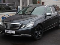 Gebraucht Mercedes E250 204 PS (150 kW) 2011 Grau Kombi