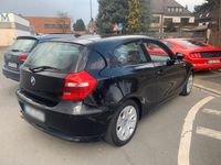 Gebraucht BMW 118 143 PS (105 kW) 2011 Schwarz Kleinwagen
