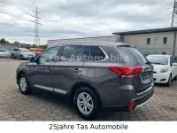 Gebraucht Mitsubishi Outlander Diamant Edition 150 PS (110 kW) 2017 Braun SUV