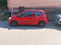 Gebraucht Renault Twingo 75 PS (55 kW) 2010 Rot Kleinwagen