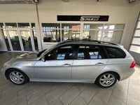Gebraucht BMW 318 Advantage 129 PS (94 kW) 2008 Silber Kombi