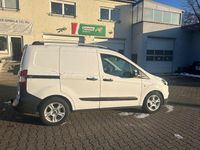 Gebraucht Ford Transit Trend 101 PS (74 kW) 2018 Weiß Van / Kleinbus