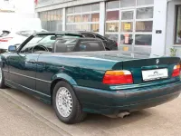 Gebraucht BMW 325 Cabriolet 192 PS (141 kW) 1994 Grün Cabrio