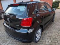 Gebraucht VW Polo 75 PS (55 kW) 2012 Schwarz Kleinwagen