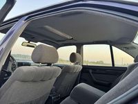 Gebraucht BMW 520 150 PS (110 kW) 1994 Violet Limousine