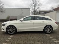 Gebraucht Mercedes CLA180 122 PS (89 kW) 2016 Weiß Limousine