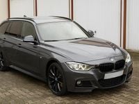 Gebraucht BMW 330 M Sport 258 PS (189 kW) 2015 Grau Kombi