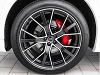 Gebraucht Audi Q8 Competition 286 PS (210 kW) 2023 Weiß (gletscherweiss) SUV