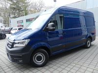 Gebraucht VW Crafter 177 PS (130 kW) 2023 Deep ocean blue Van