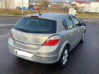 Gebraucht Opel Astra Cosmo 140 PS (102 kW) 2006 Beige Limousine