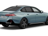 Gebraucht BMW 550e Comfort Edition 489 PS (359 kW) 2024 Grün Limousine