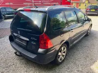 Gebraucht Peugeot 307 Premium 109 PS (80 kW) 2006 Farbe schwarz obsidien/metalli Kombi